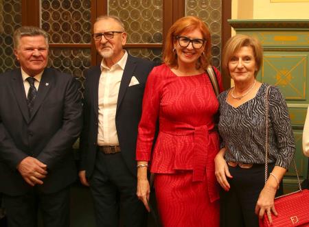 ONA ON  03 FOTO LJUBO VUKELIČ